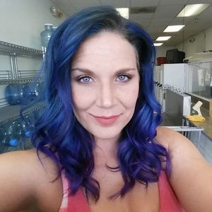 Meet your Posher, Keri